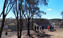 Brokers during a recent site visit on the eastern margin of LinQ Minerals’ brownfields gold openpit at the Gilmore project in NSW.