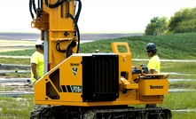  The PD5R is one of two new compact pile driving rigs introduced by Vermeer