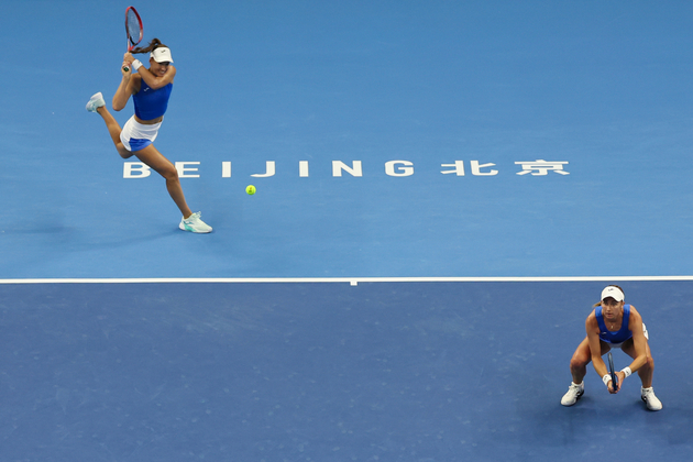 (SP)CHINA-BEIJING-TENNIS-CHINA OPEN-WOMEN'S DOUBLES-QUARTERFINAL (CN)