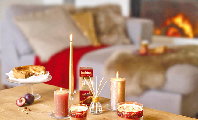  ou can incorporate scented candles in the bedroom for a sweet fragrance