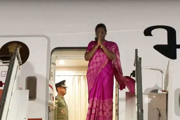 President Droupadi Murmu arrives in Angola; first Indian Head of State to visit country