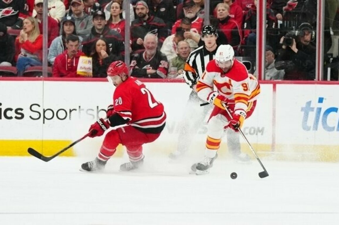 Sebastian Aho's 5th OT goal of season lifts Hurricanes over Flames