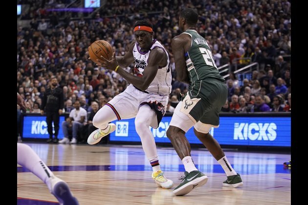 Bucks hold on for road win over Raptors