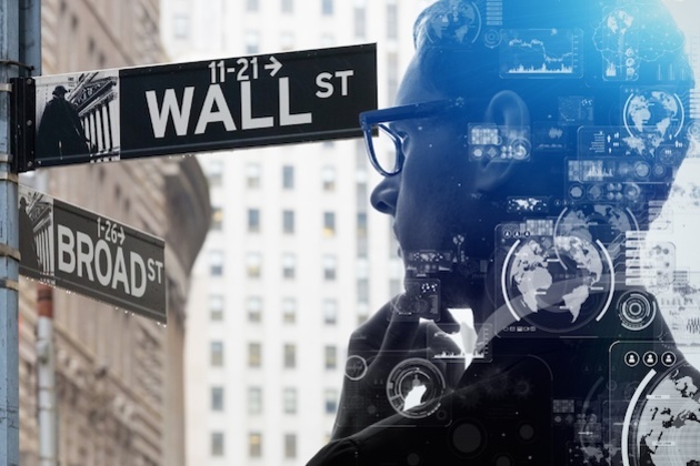 U.S. stocks finish higher at week's end with AI shares surging