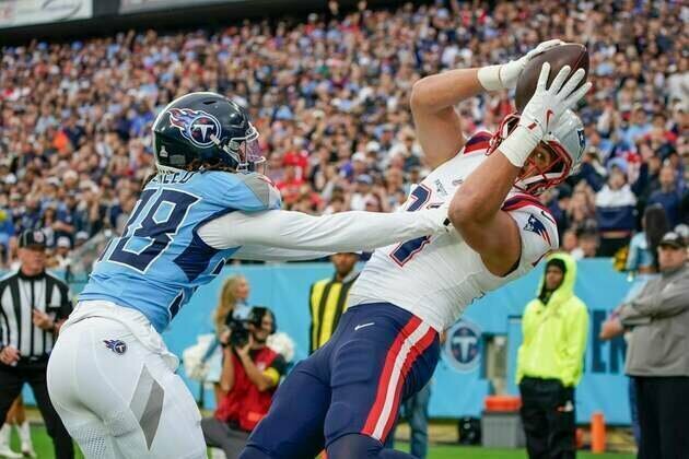 Drake Maye shines as Patriots defeat Titans