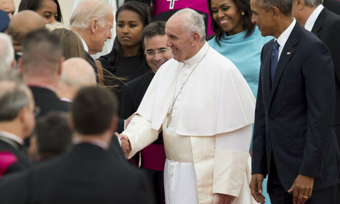 Pope Francis: Tech dinosaur to Twitter superstar Pope Francis: Tech dinosaur to Twitter superstar