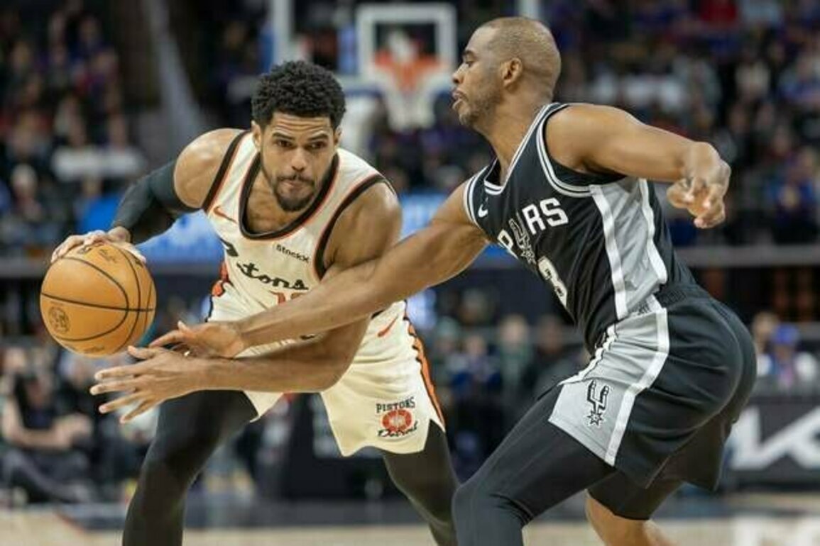 Marcus Sasser, Tobias Harris guide Pistons to easy win over Spurs