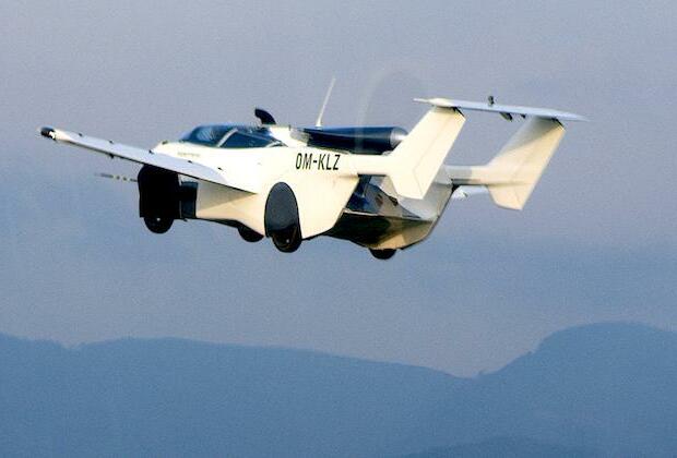 Flying car travels between Slovakian cities in first major test