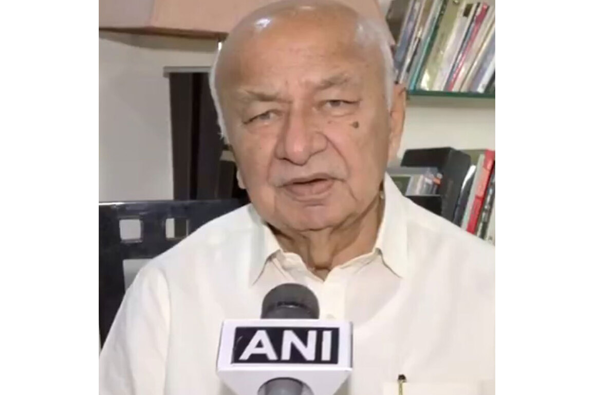 "His farmer, poor welfare works cannot be forgotten": Congress' Sushil Shinde on Ajit Pawar's death