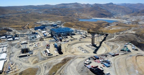 Las Bambas halts amid already tight copper market