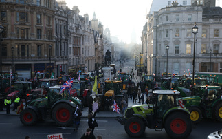 LIVE UPDATES: Police arrest farmers for bringing tractors to protest 