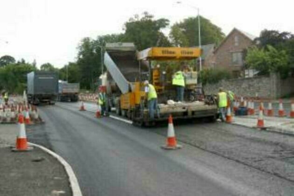 Kimmins announces Pound 319,000 road improvement scheme for Seven Mile Straight, Antrim
