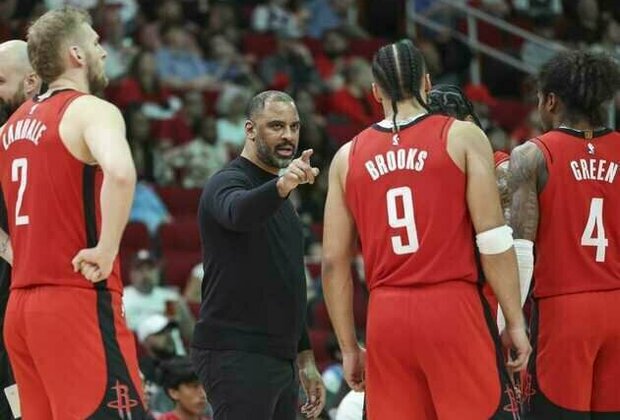 Rockets pursue defensive improvement vs. Suns