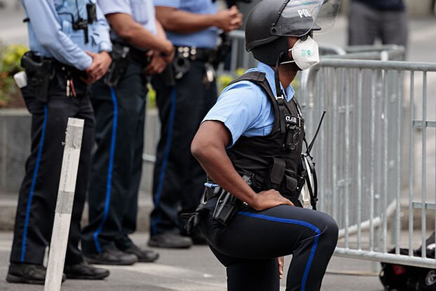 12 FBI ex-agents fired for taking a knee sue to get their jobs back