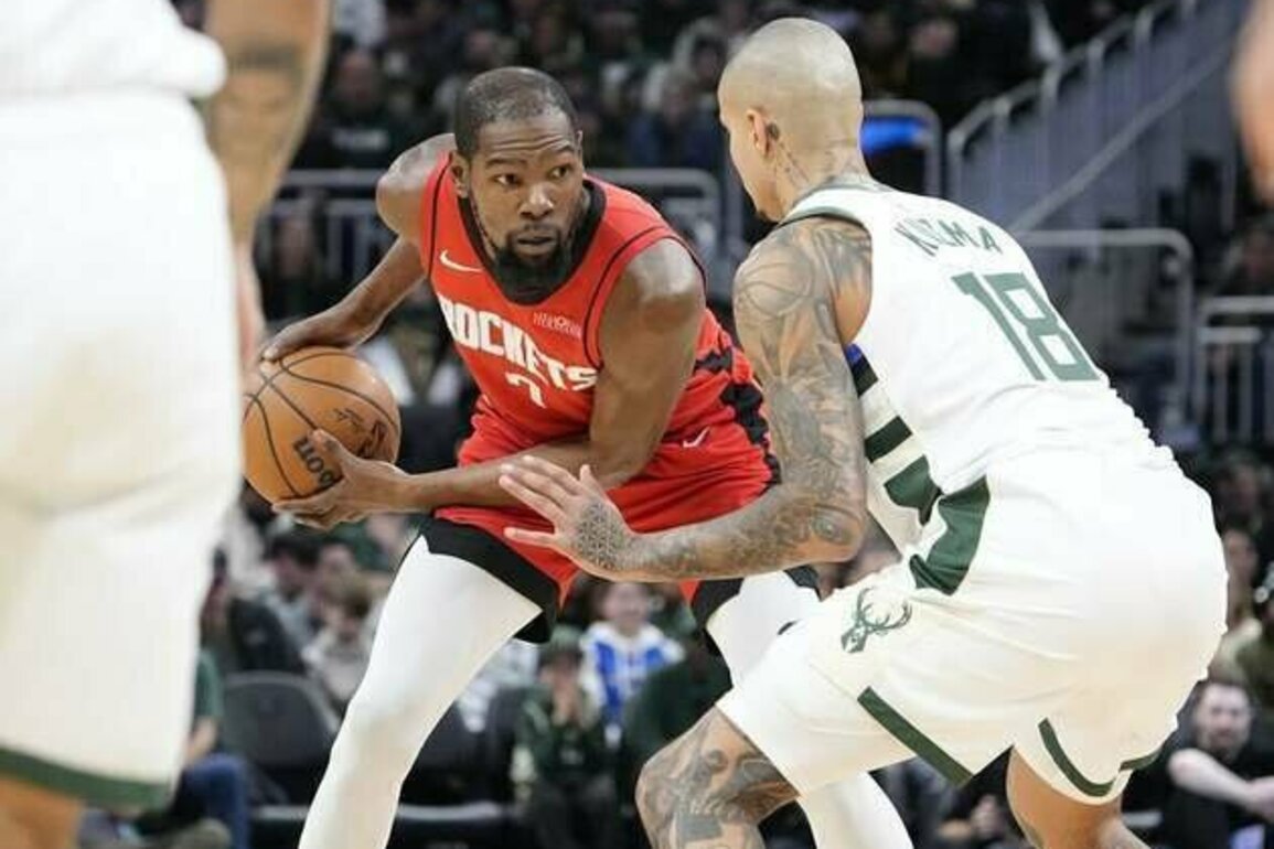 Rockets use vintage Kevin Durant performance to storm back on Bucks