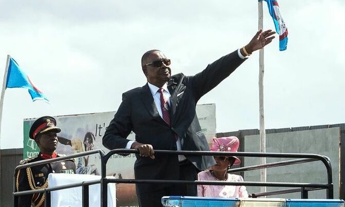 Coronavirus or election? Malawi gambles in push for votes Coronavirus or election? Malawi gambles in push for votes