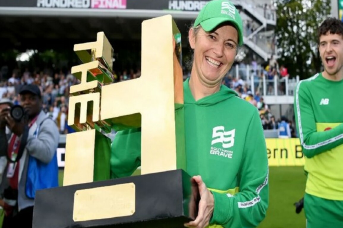 Charlotte Edwards announced as England's new head coach