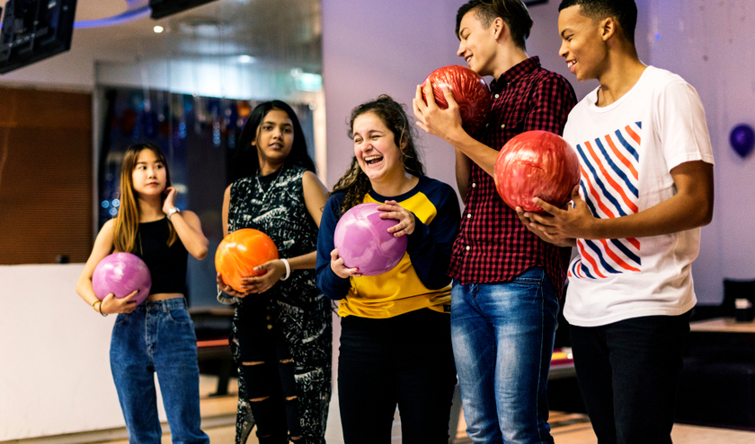 Young people (c) Rawpixel.com / Shutterstock