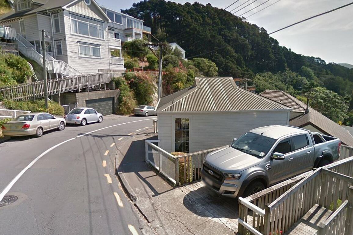 British couple found dead in suspected murder-suicide in New Zealand