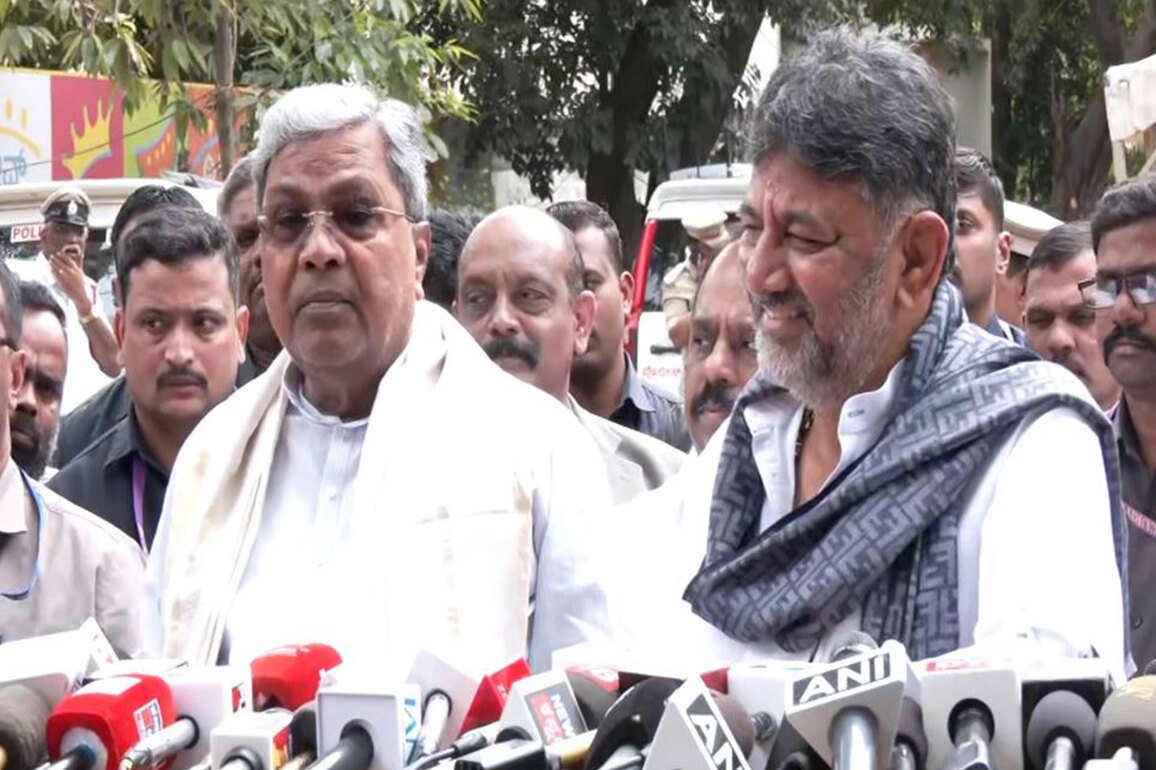 'Leadership' tussle continues in Karnataka Congress, Siddaramiah and DK Shivkumar continue pitch for top post