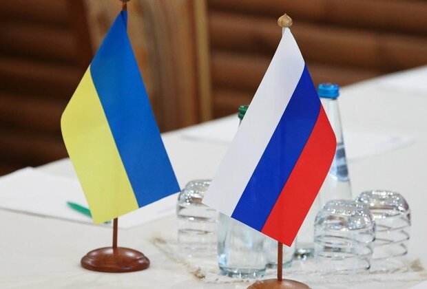 Moscow and Kiev hold limited talks Bloomberg