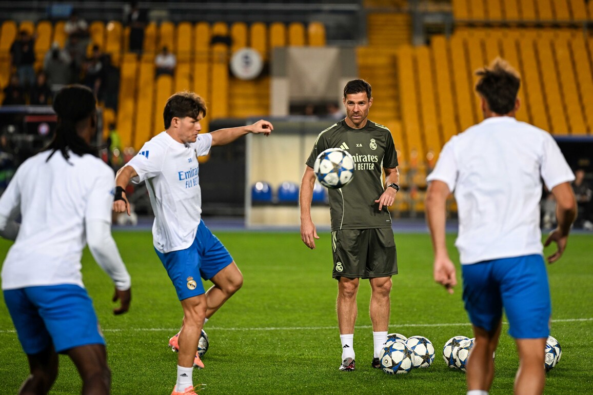 (SP)KAZAKHSTAN-ALMATY-FOOTBALL-UEFA CHAMPIONS LEAGUE-REAL MADRID-TRAINING SESSION