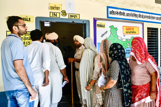 EC responds to Rahul Gandhi's 'H Files' allegations on Haryana voter fraud