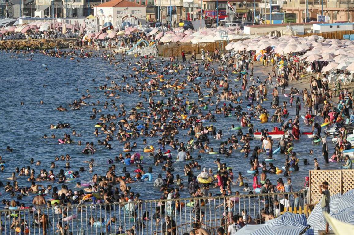Heatwave grips Egypt, prompts widespread warnings