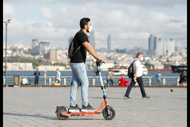 Turkey sets standards for e-scooters as accidents multiply
