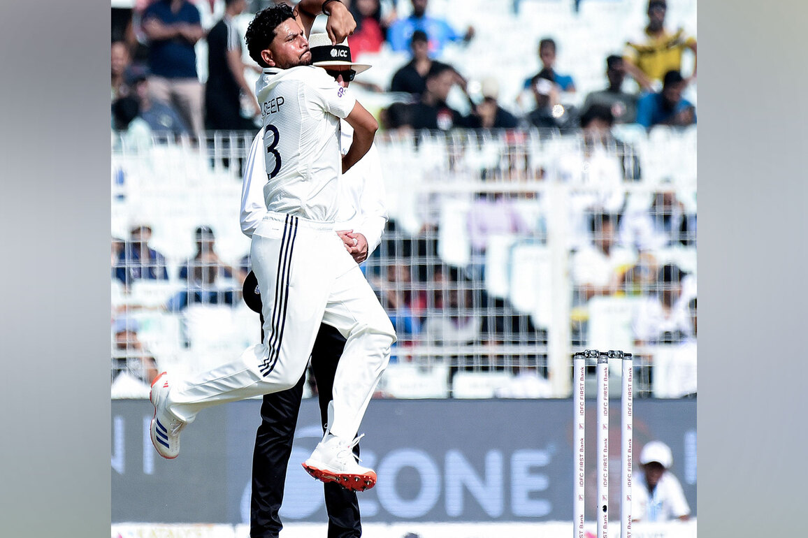 "We know Kuldeep's strike rate is phenomenal": Ryan Doeschate after spinner picks up three wickets in Guwahati Test