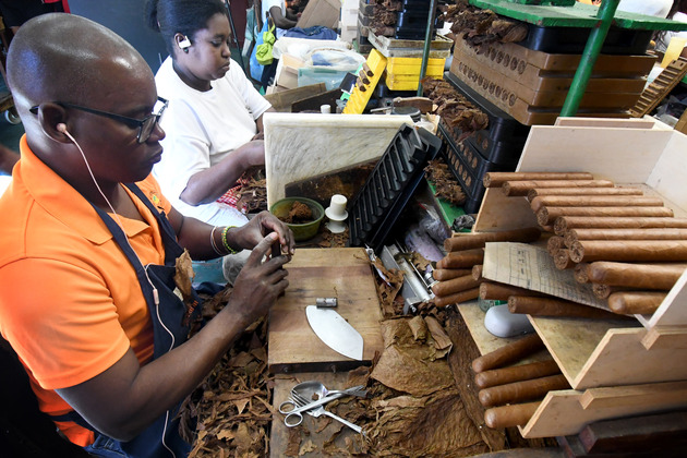 CUBA-HAVANA-CIGAR-FACTORY