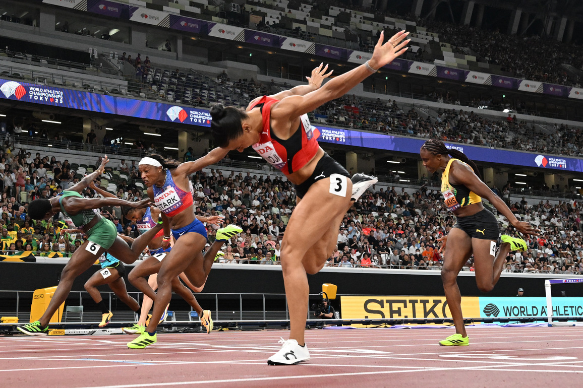 (SP)JAPAN-TOKYO-ATHLETICS-WORLD ATHLETICS CHAMPIONSHIPS-WOMEN'S 100M HURDLES-FINAL