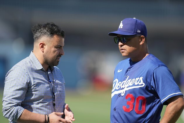 Chris Taylor's 2-run shot helps Dodgers defeat Diamondbacks