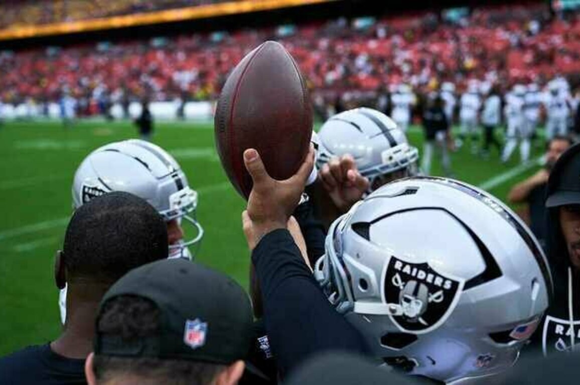 Bucky's Breakdown: Why the Raiders keep coming up short on gameday