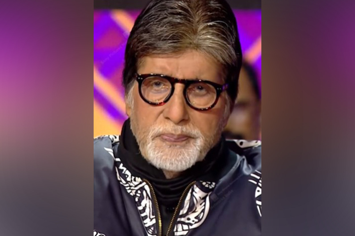 "Apne jeevan ka ek tehahi...": Big B gets emotional as KBC 17 comes to an end