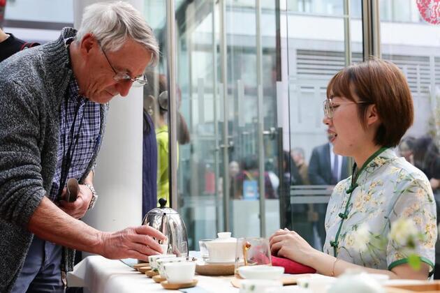 How Xi connects cultures through tea