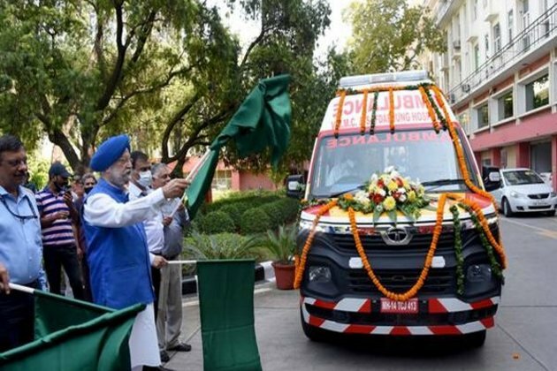 Hardeep Puri flags off 5 high-tech ambulances for four hospitals in Delhi