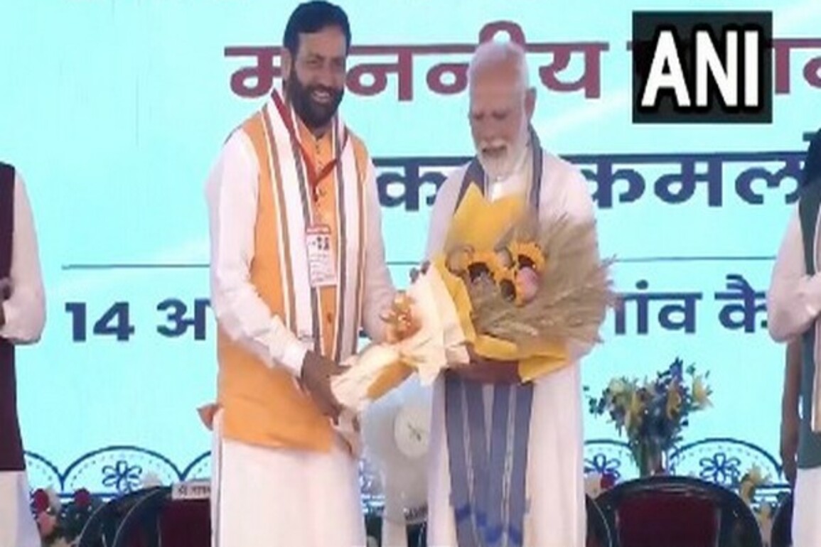 PM Modi lays foundation stone for powerplant in Yamunanagar