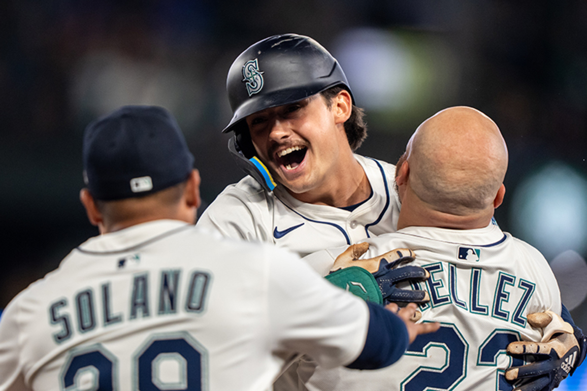 Seattle Mariners top Twins 5-4 in 11 on Cole Young's walkoff