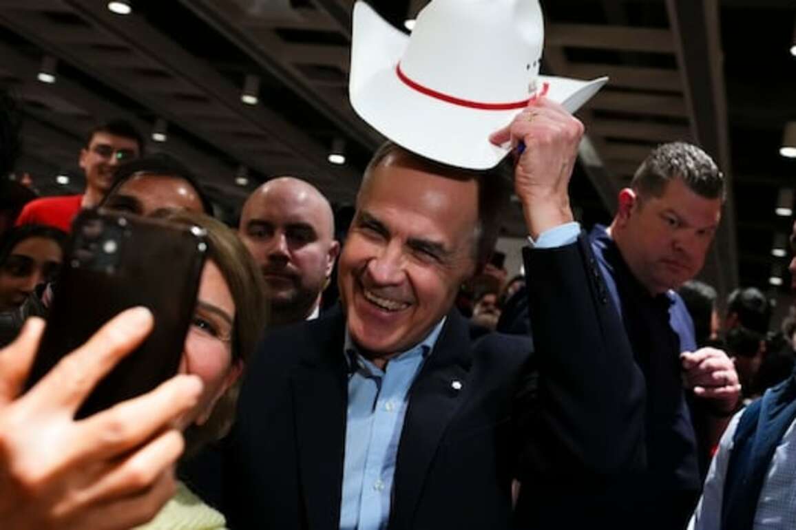 In first Alberta campaign stop, Carney promises 'new clean energy era'