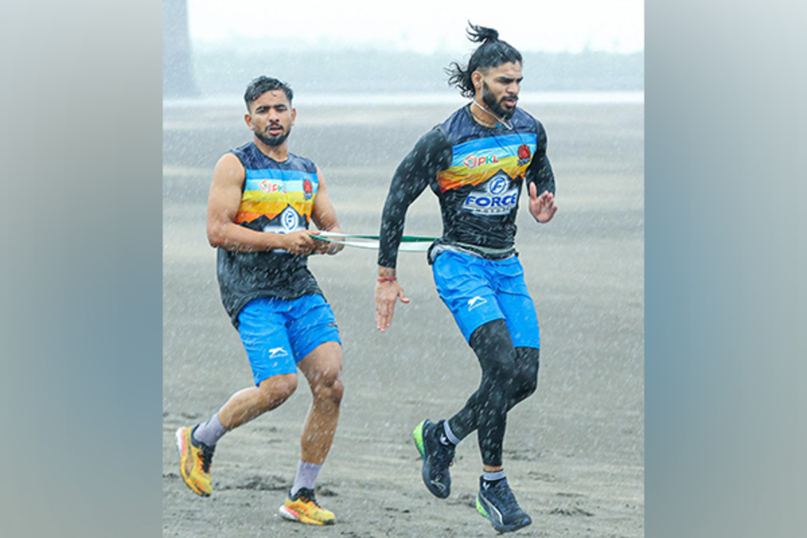 PKL: "Friendship lasts off the mat": Aslam and Akash on opening night showdown