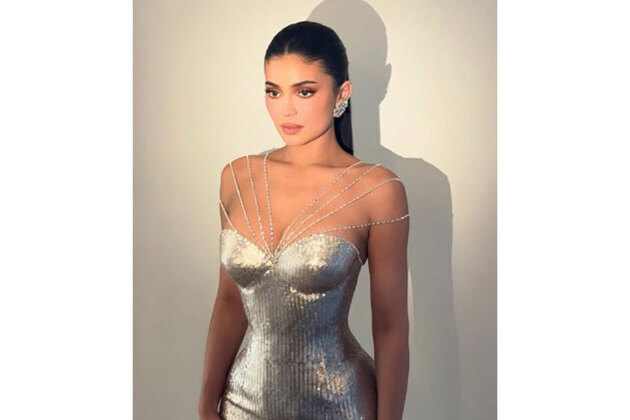 Kylie Jenner reveals she asked to be cast in Charli xcx's 'The Moment'