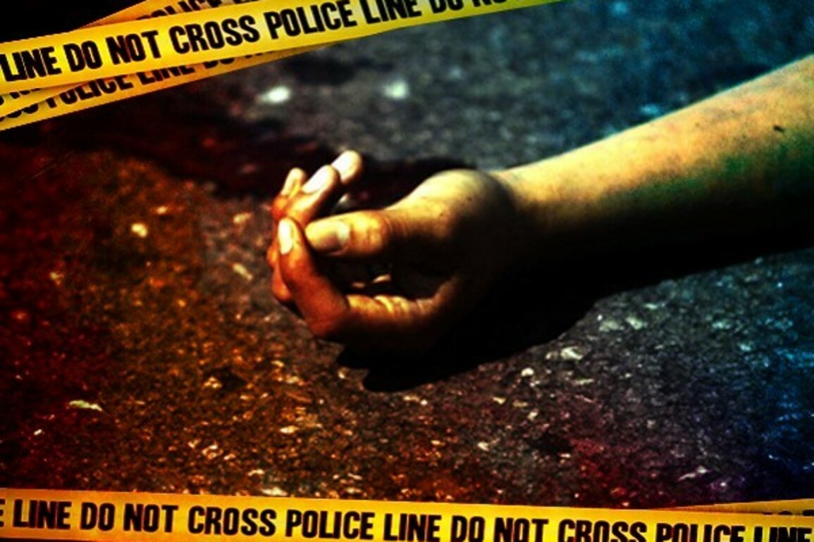 Delhi: Three Injured as car crashes into two-wheeler, e-rickshaw