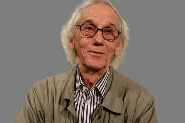 Christo, Artist Known for Massive, Fleeting Displays, Dies at 84