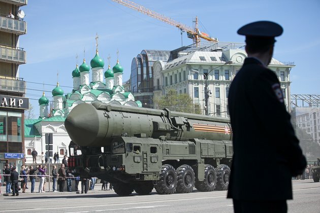 Pashinyan, Aliyev bow out of Moscow parade