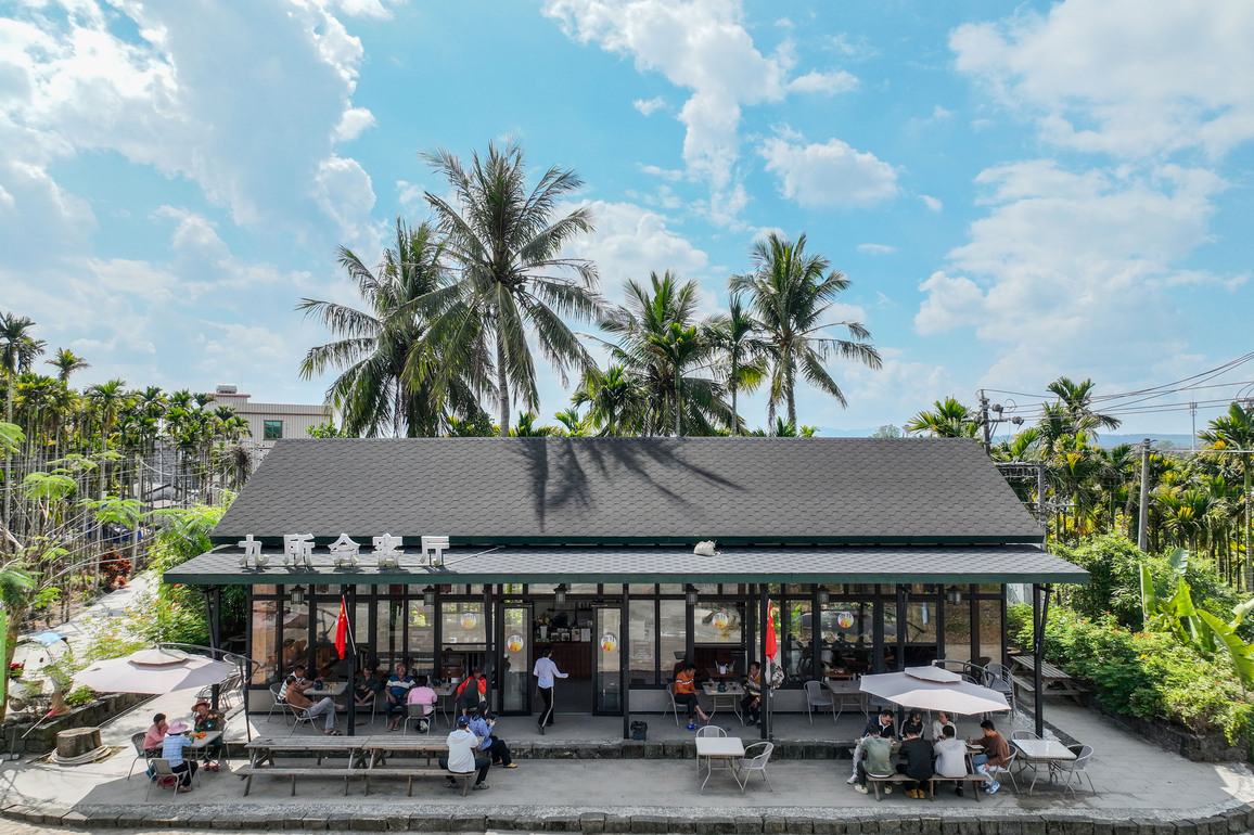(HainanOutlook) CHINA-HAINAN-DING'AN-COFFEE BUSINESSES (CN)