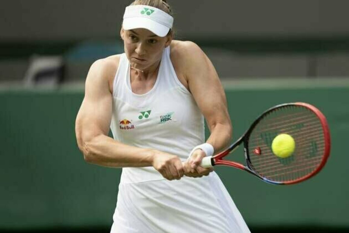 Clara Tauson ousts former Wimbledon champ Elena Rybakina