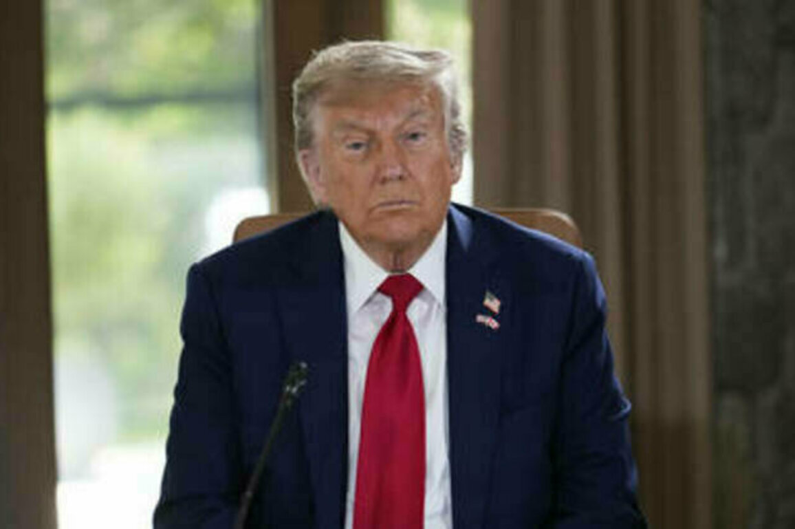 Trump warns 'everyone' to flee Tehran