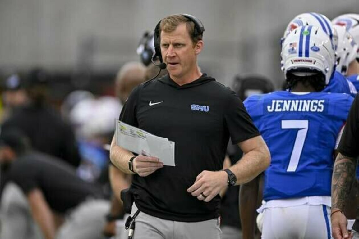 SMU takes Rhett Lashlee off market with contract extension