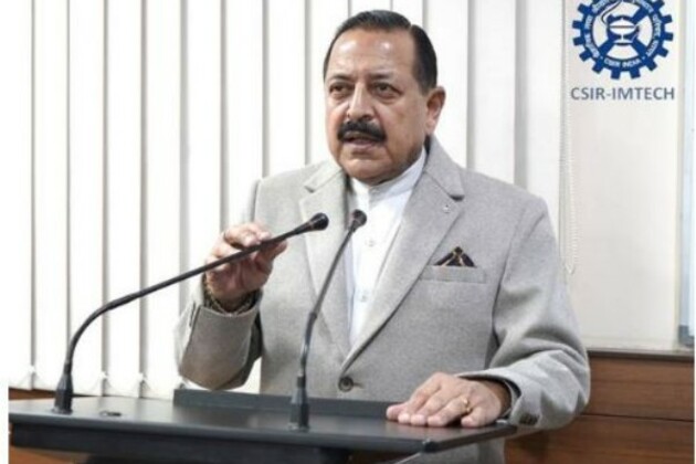 Union Minister Jitendra Singh reviews research facilities at CSIR-IMTECH, Chandigarh